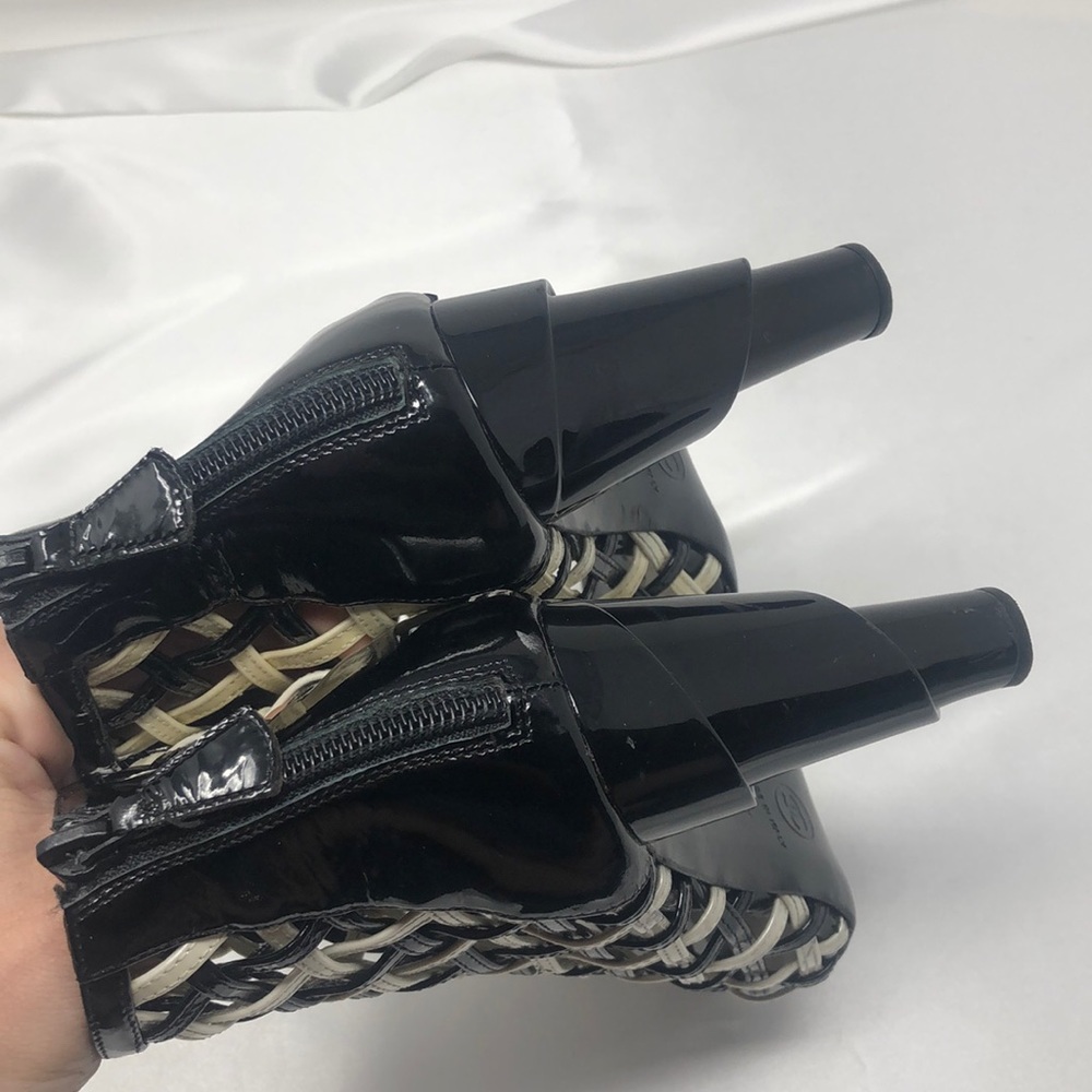 SOLD 💕 Authentic Chanel Black & White Booties - Picture 4 of 7